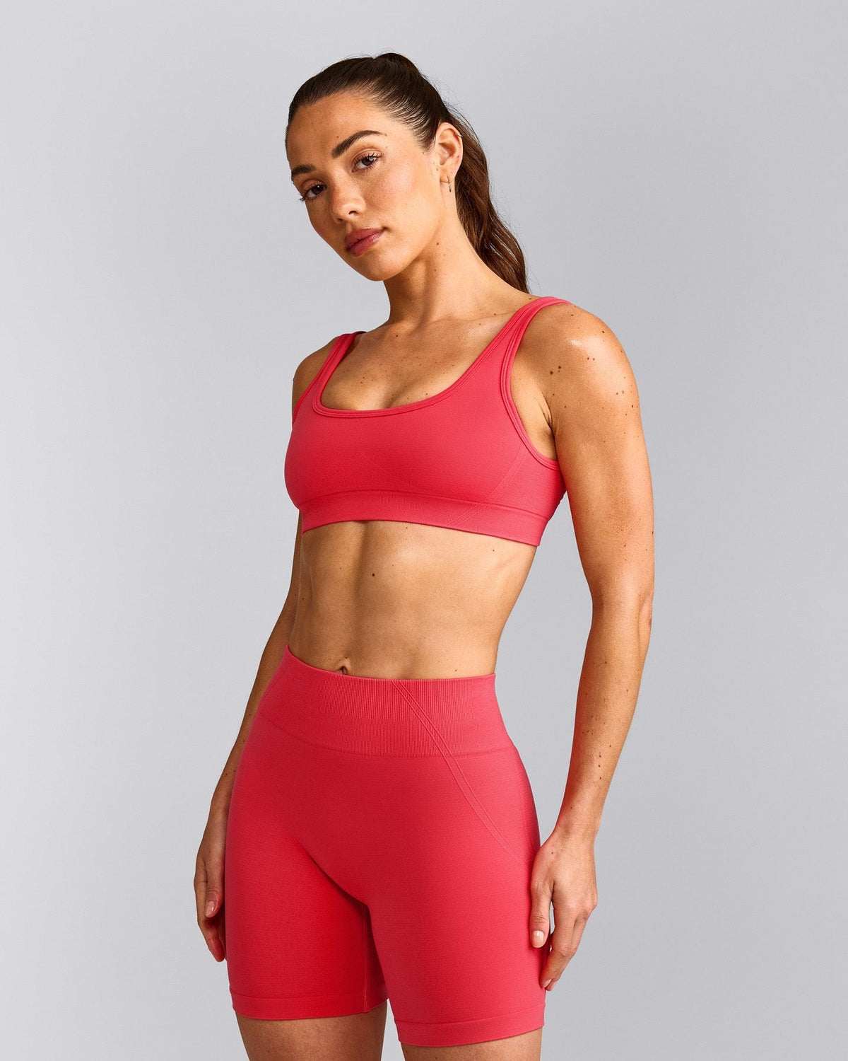 EffortlessLiftTM Square Neck Sports Bra | Charged Pink