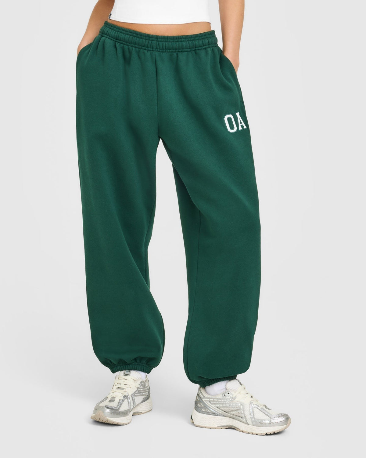 Foundations Oversized Oner Girlfriend Sweatpants | Racing Green