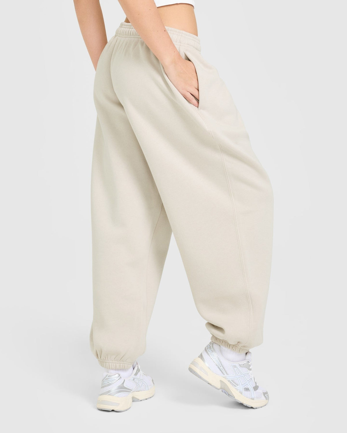 Foundations Oversized Oner Girlfriend Sweatpants | Sand
