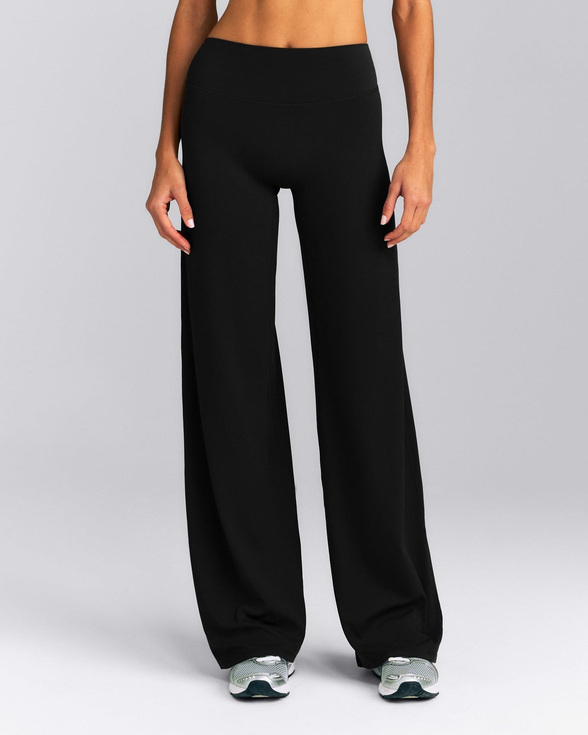 SoftMotionTM Straight Leg Pants | Black