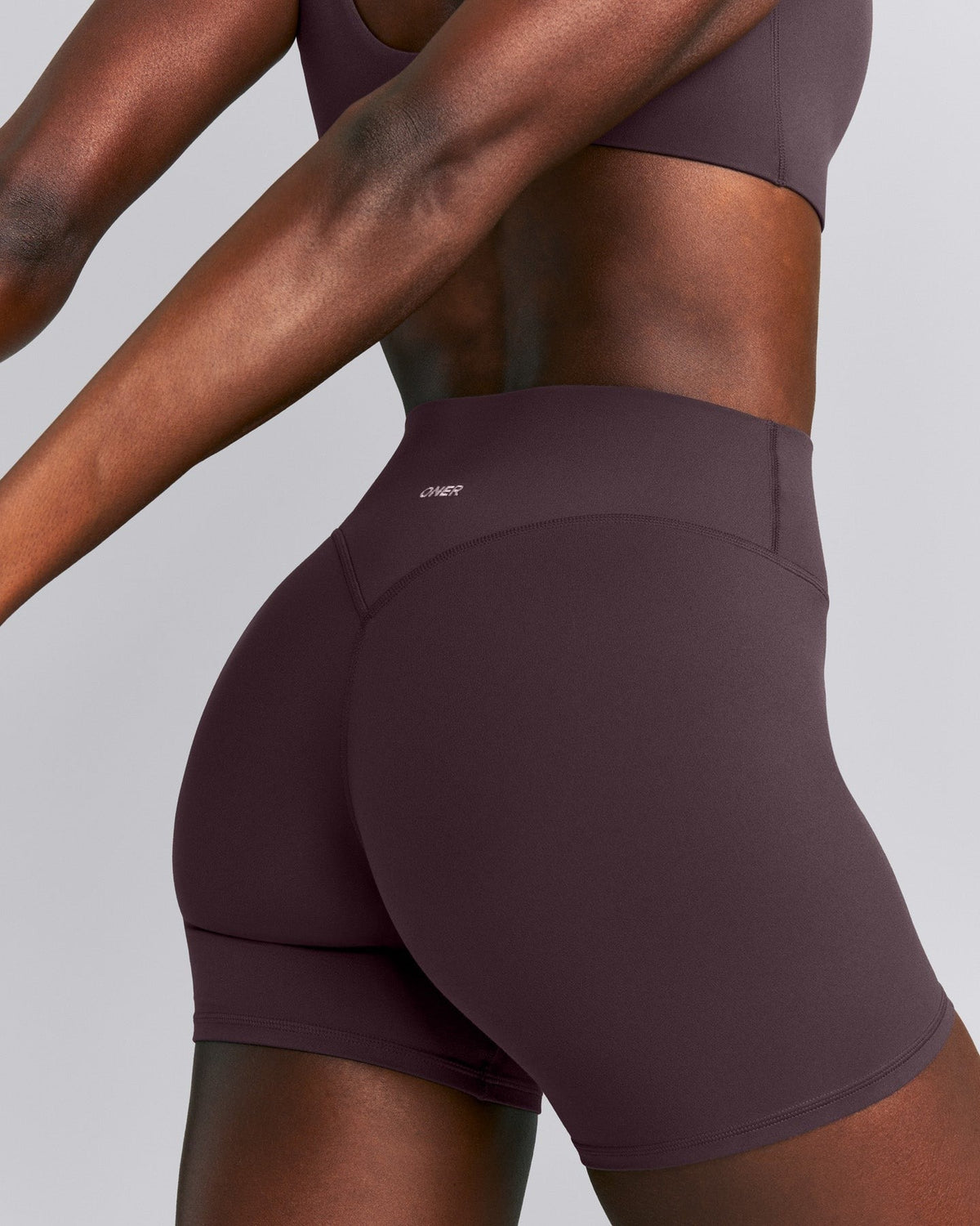 SoftMotionTM High Waisted Shorts 6" | Dark Umber Brown