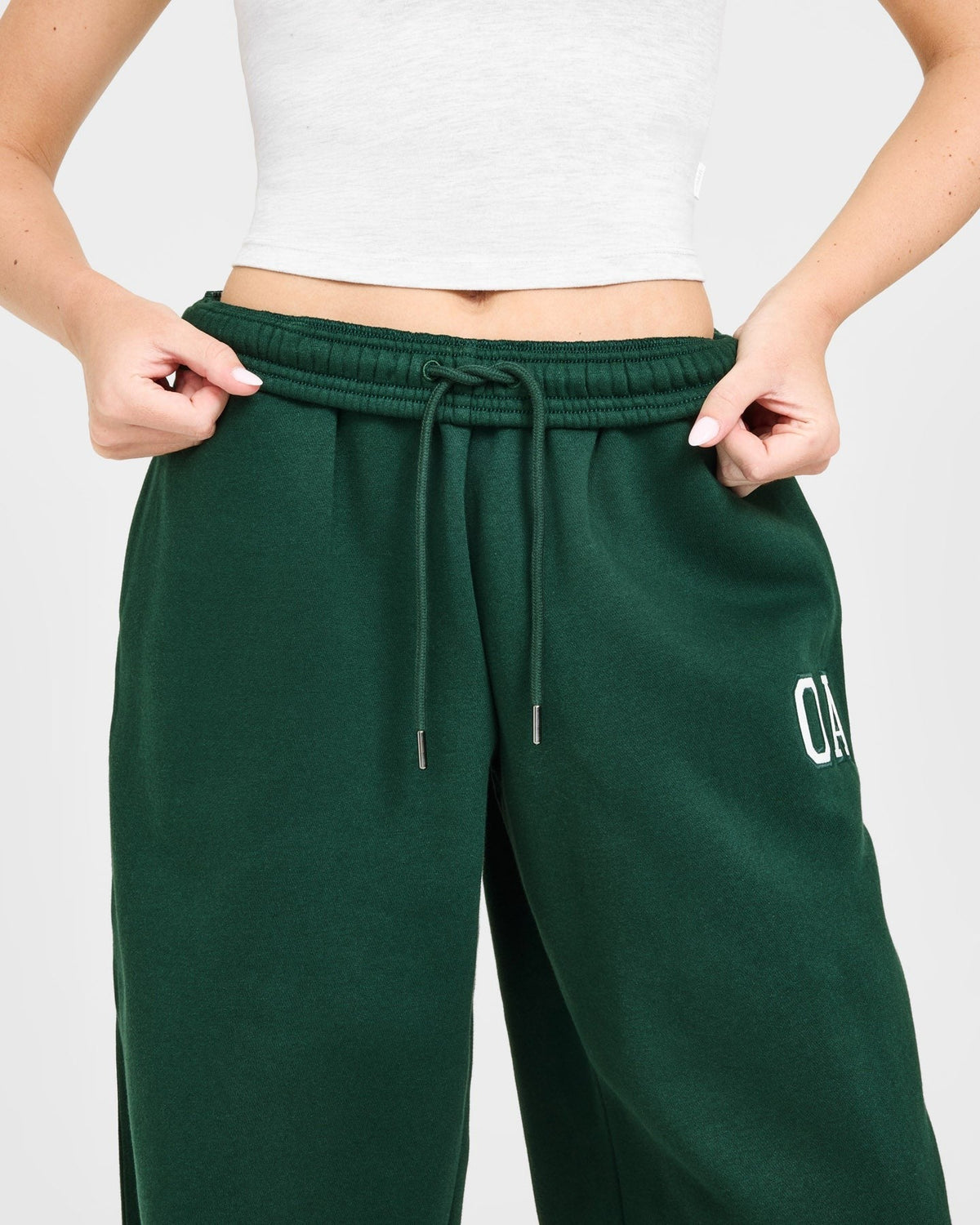 Foundations Oversized Oner Girlfriend Straight Leg Sweatpants | Racing Green