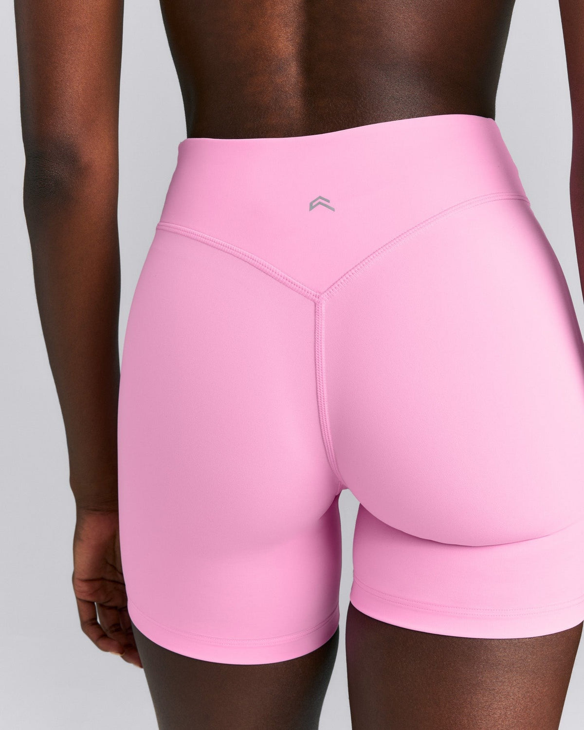 UnifiedMoveTM V Front Mid Rise Shorts 6" | Power Pink