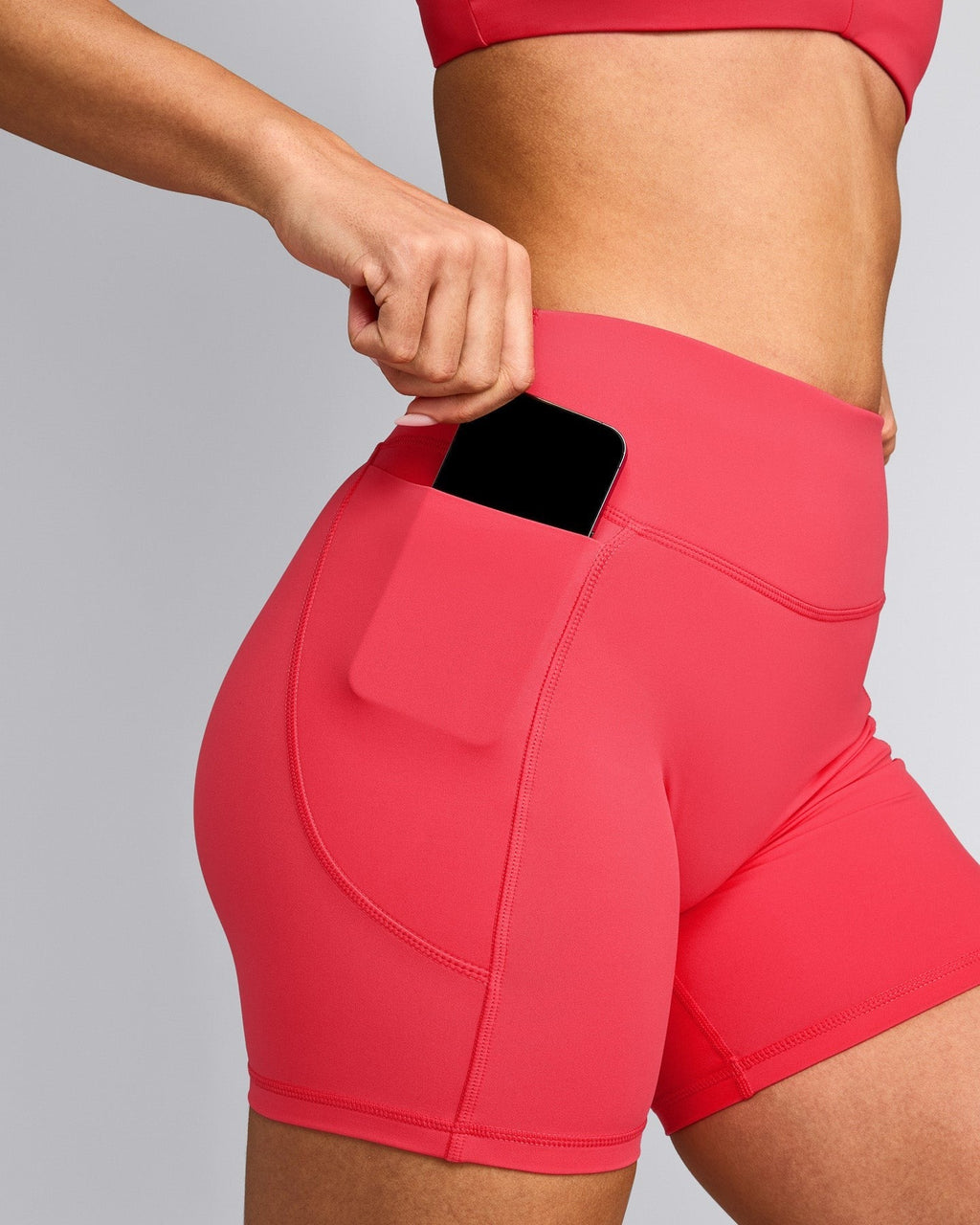 UnifiedMoveTM Pocket Shorts 6" with Bonding | Charged Pink