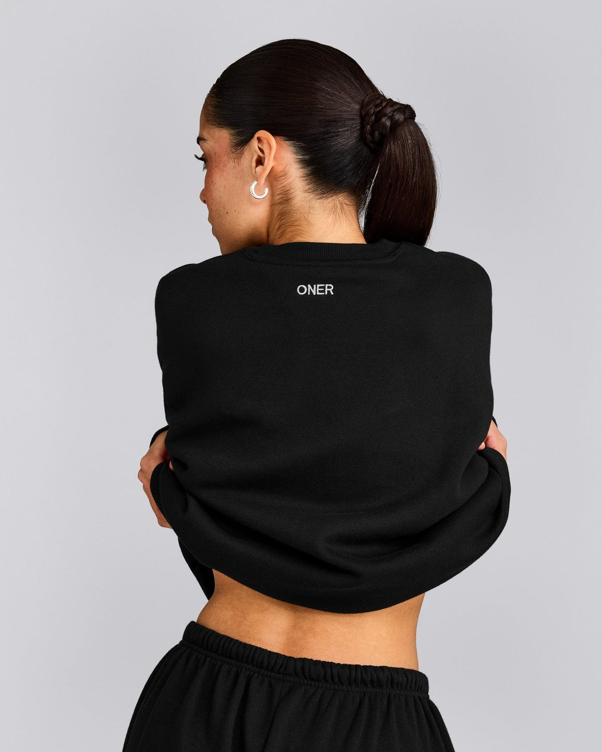 Foundations All Season Crew Neck Sweatshirt | Black