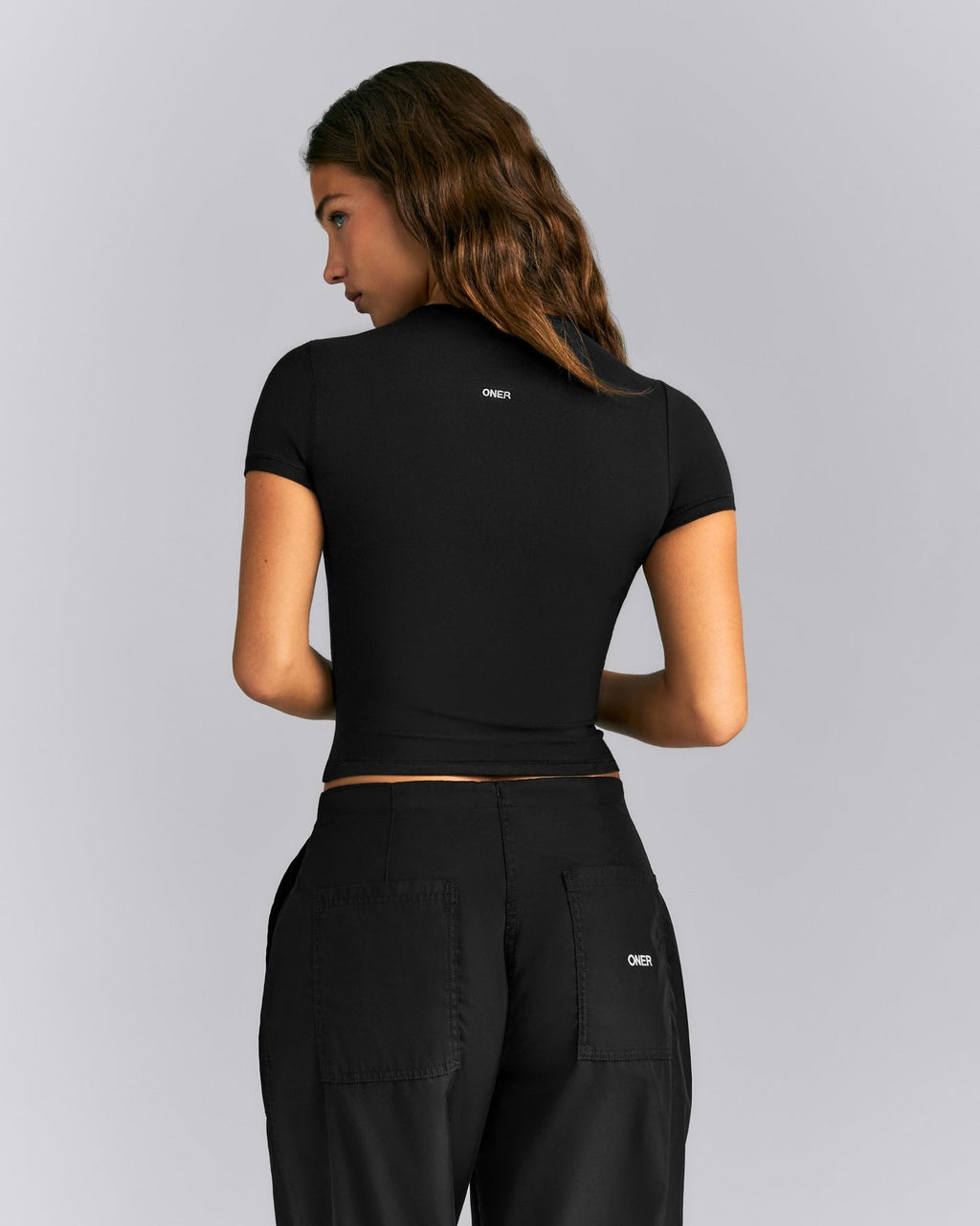 Fitted Cotton Short Sleeve Crew Neck Tee | Black