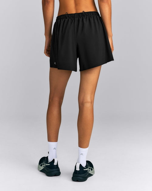AirMoveTM Lined Pocket Shorts 4" | Black