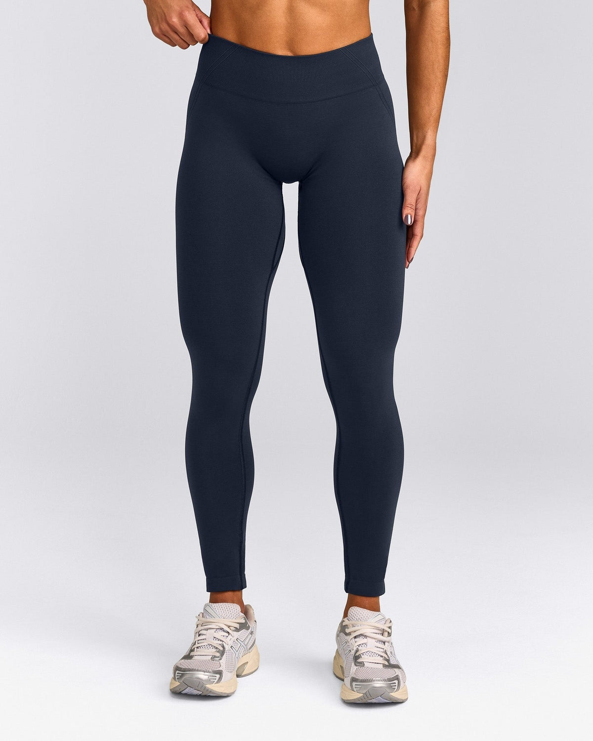 EffortlessLiftTM Seamless Mid Rise Leggings | True Blue