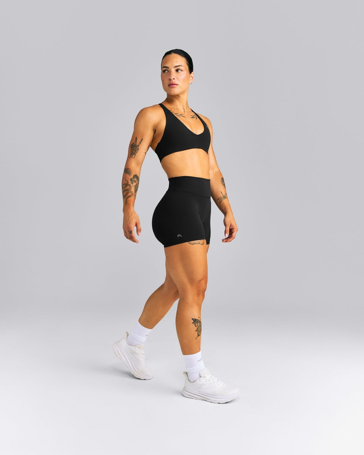 UnifiedMoveTM High Waist Shorts 6" | Black