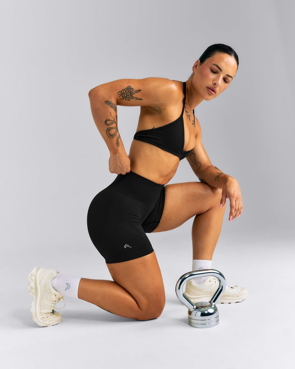 EnhanceLiftTM Seamless High Rise Shorts | Black