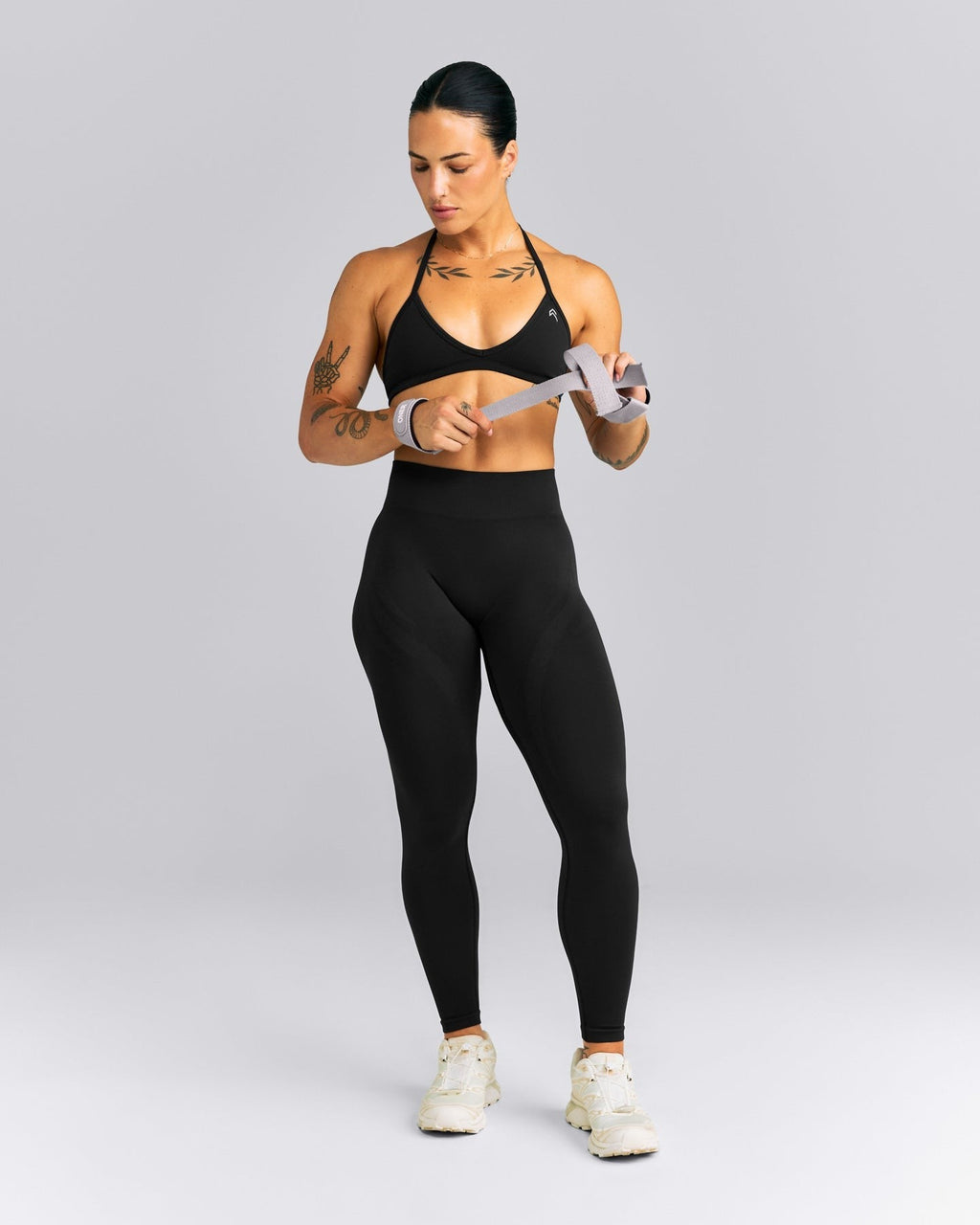 EnhanceLiftTM Seamless Mid Rise Leggings | Black