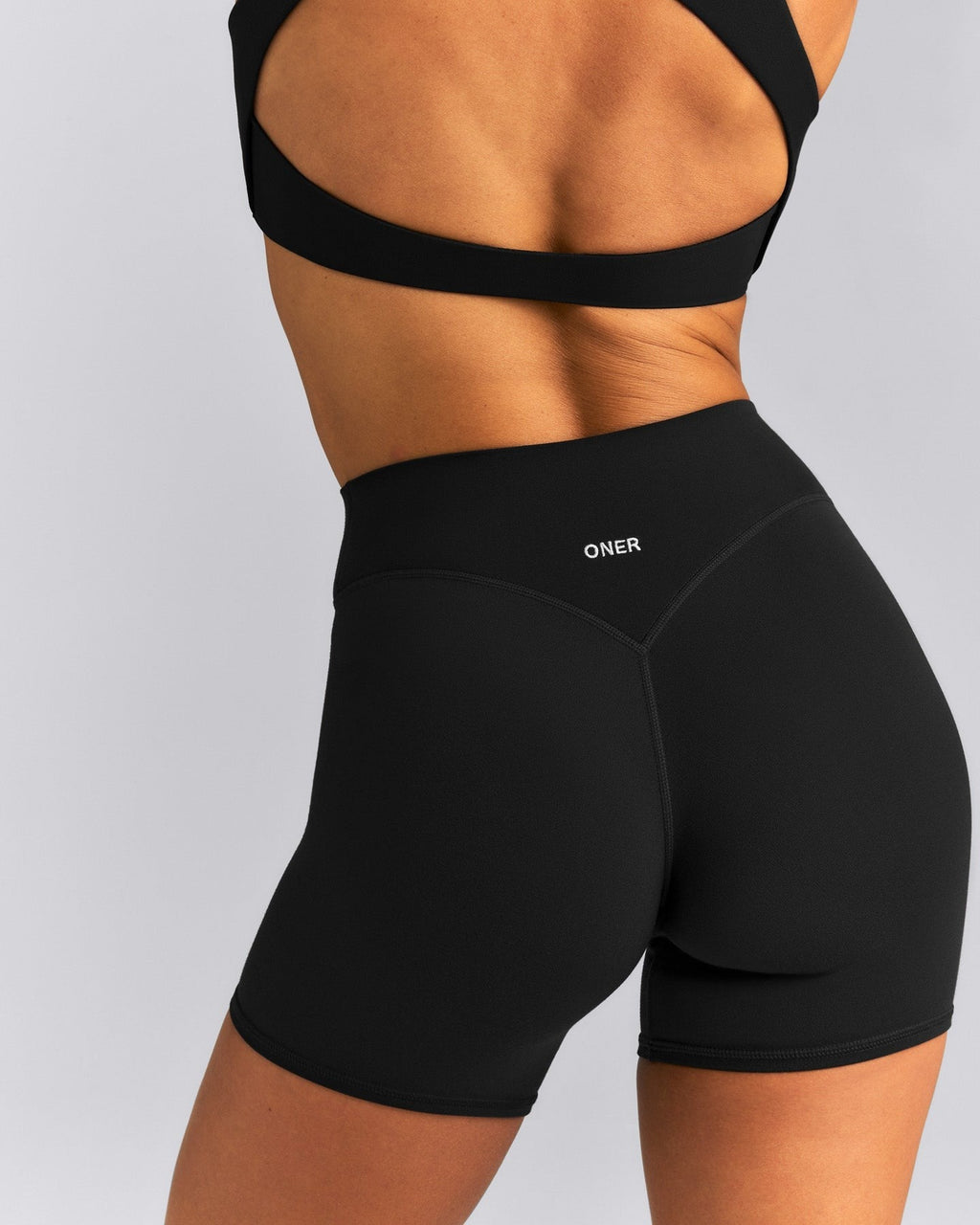 SoftMotionTM Wrap Shorts 6" | Black