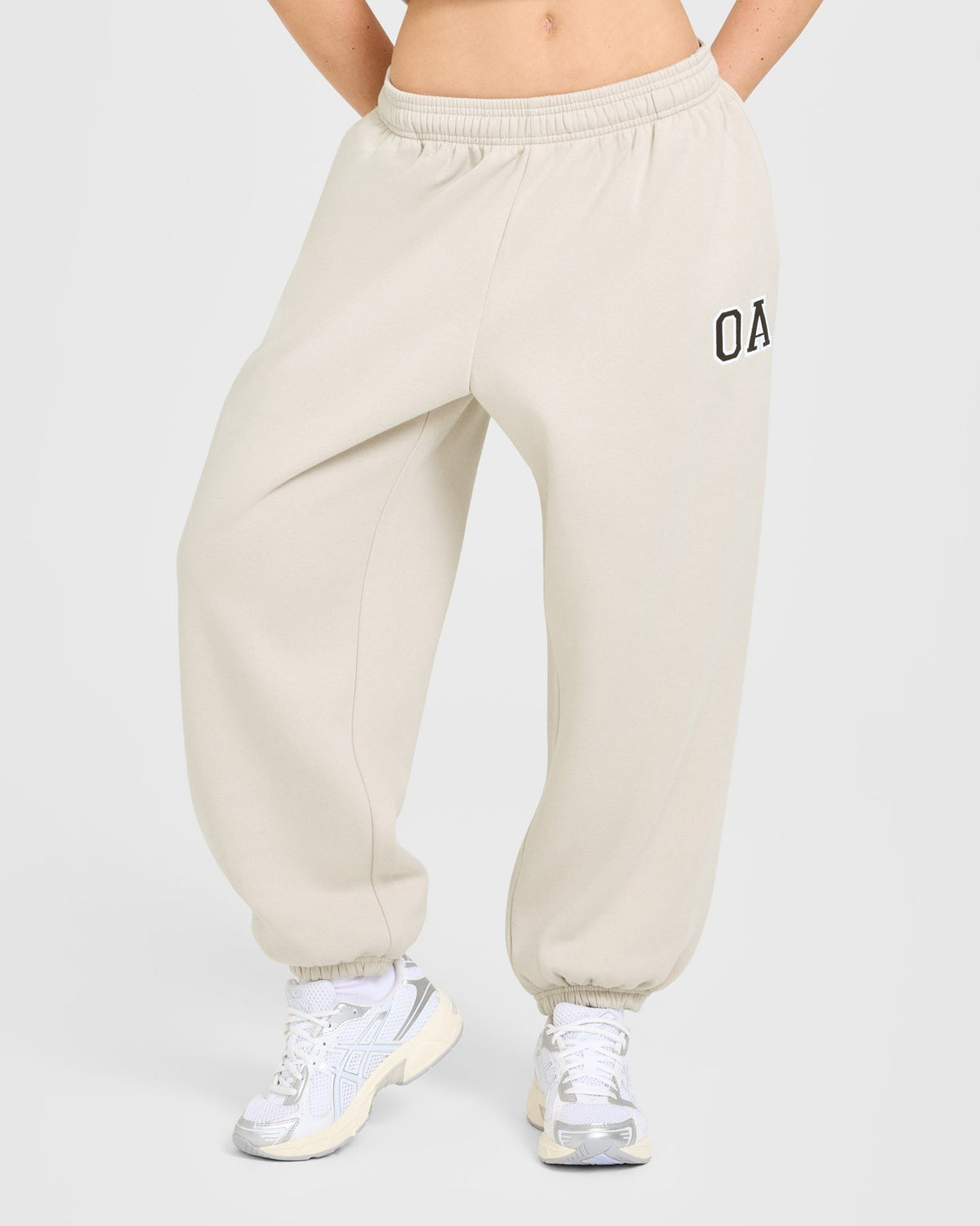 Foundations Oversized Oner Girlfriend Sweatpants | Sand