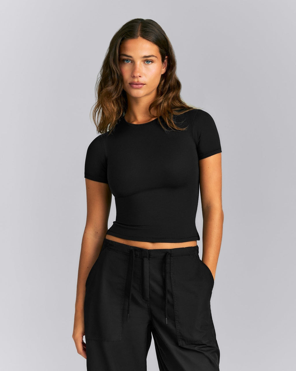Fitted Cotton Short Sleeve Crew Neck Tee | Black