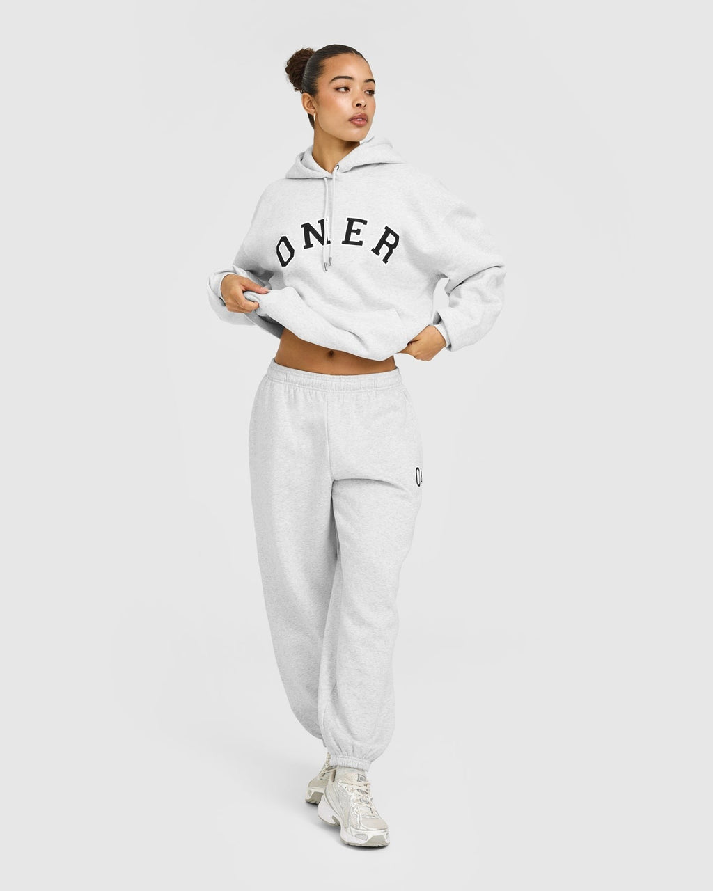 Foundations Oversized Oner Girlfriend Sweatpants | Light Gray Marl