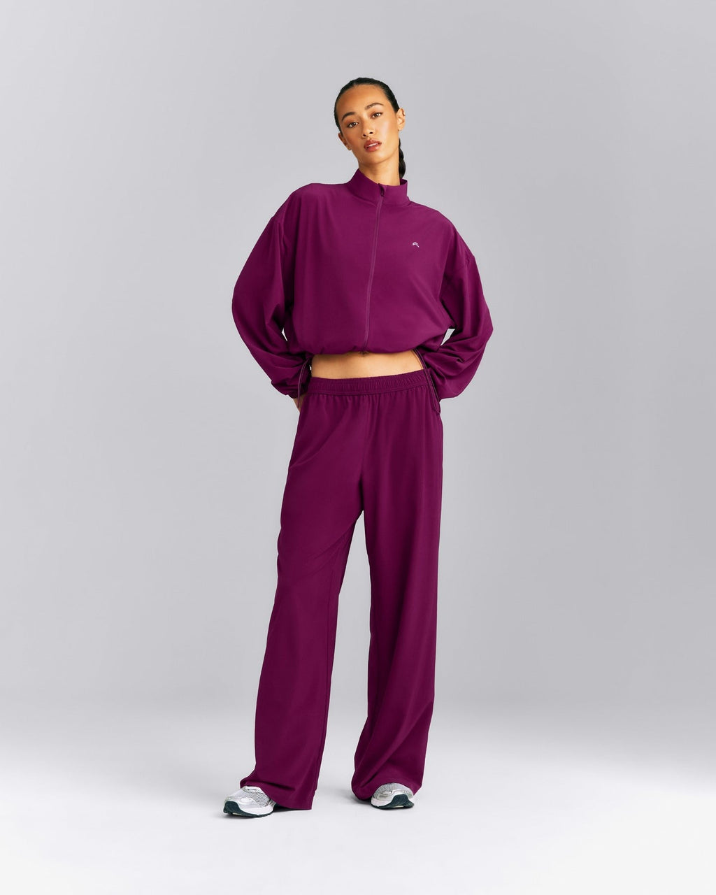 AirMoveTM Straight Leg Drawcord Pants | Ripe Fig