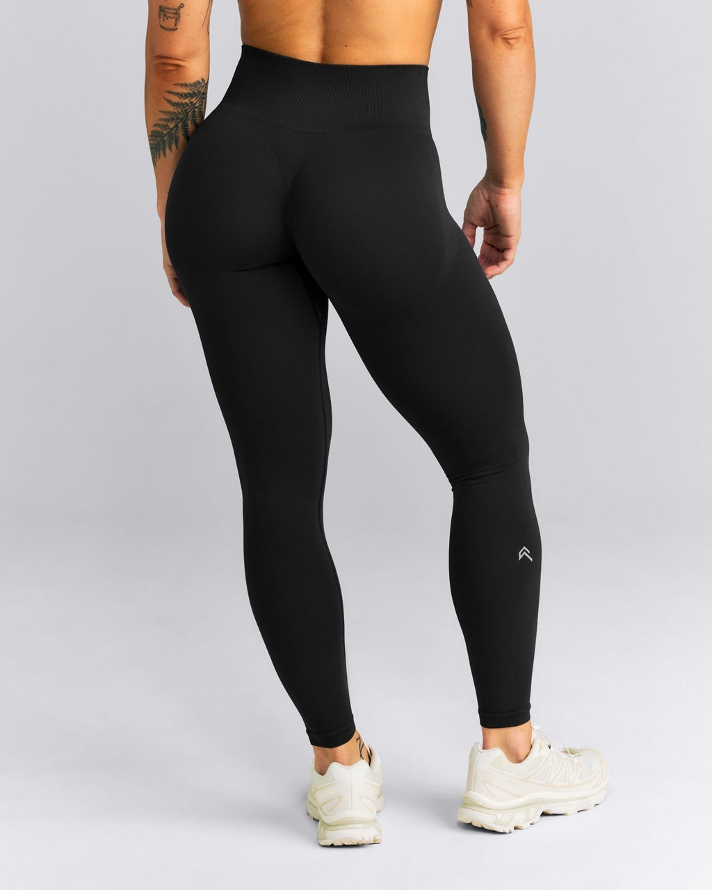 EnhanceLiftTM Seamless High Rise Leggings | Black