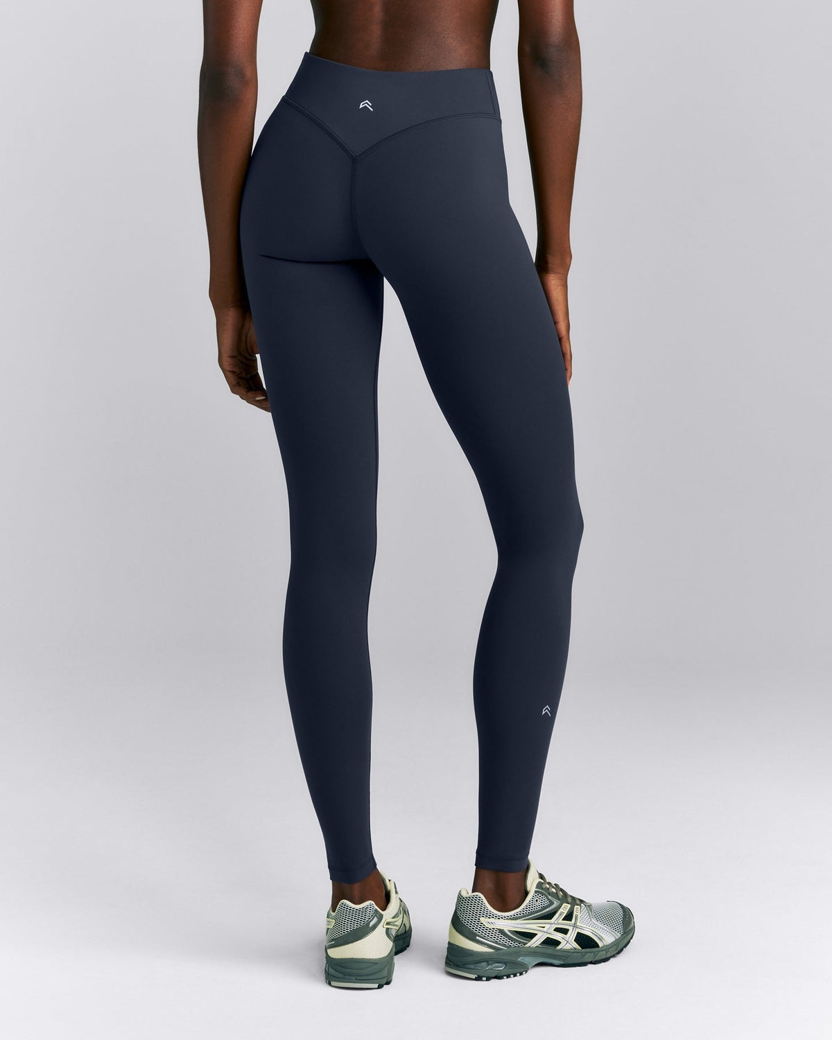 UnifiedMoveTM V Front Mid Rise Leggings | True Blue
