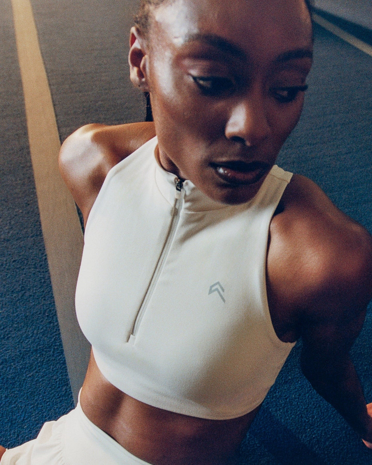 EasyLiftTM Zip High Neck Sports Bra | Marshmallow White