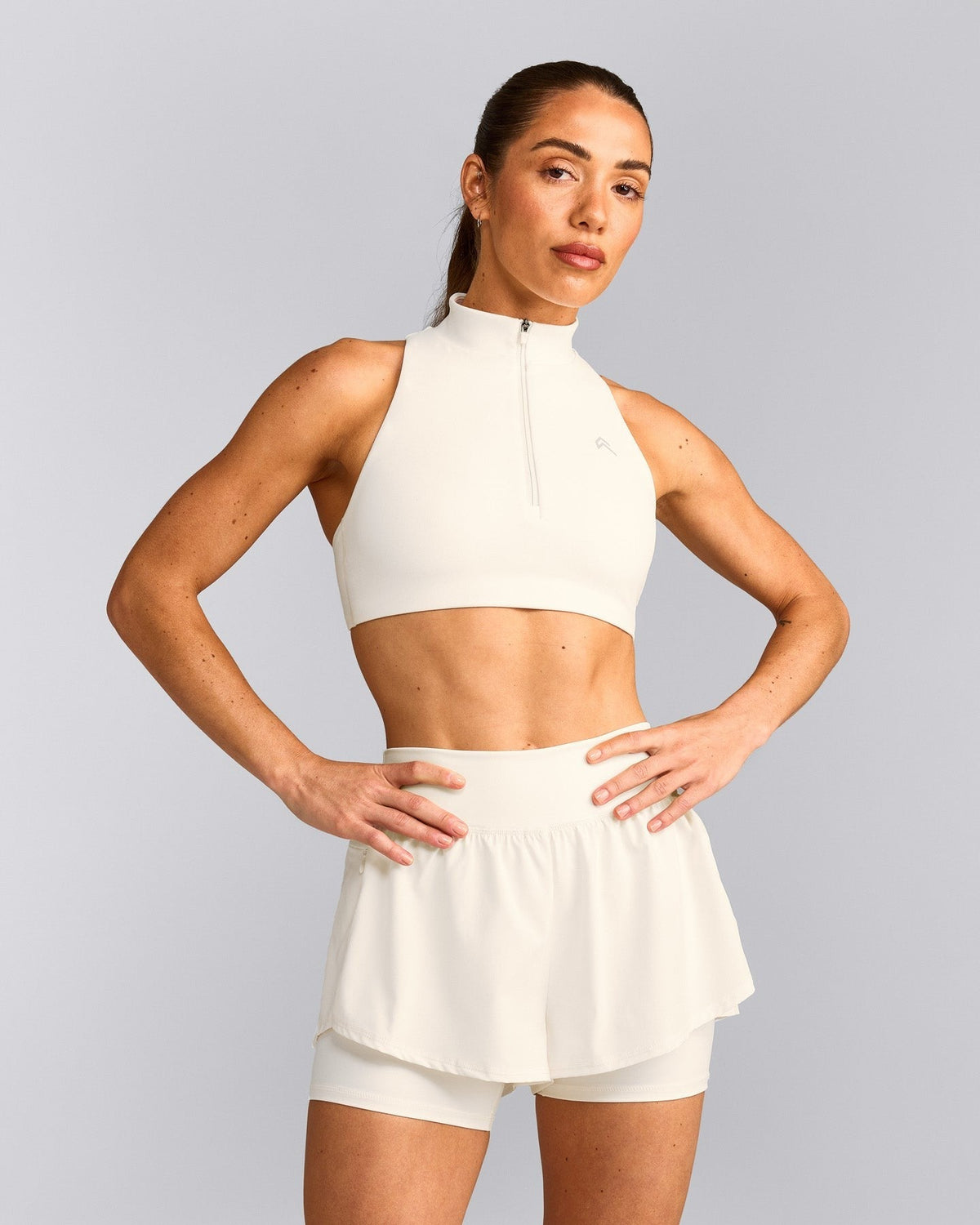 EasyLiftTM Zip High Neck Sports Bra | Marshmallow White