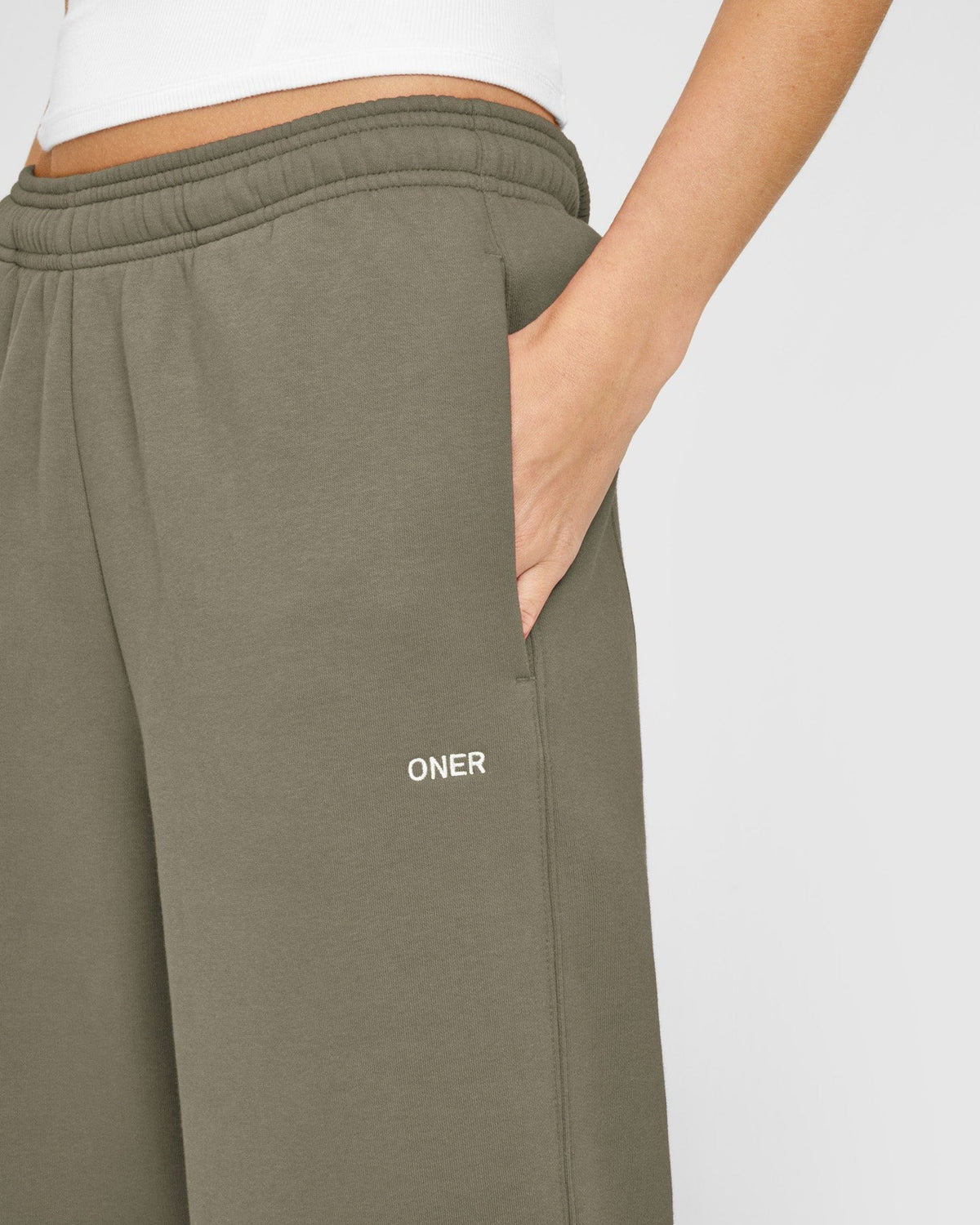 Foundations Straight Leg Sweatpants | Alpine Green