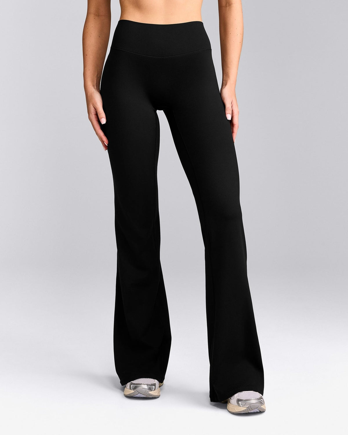 SoftMotionTM Flared Pants | Black