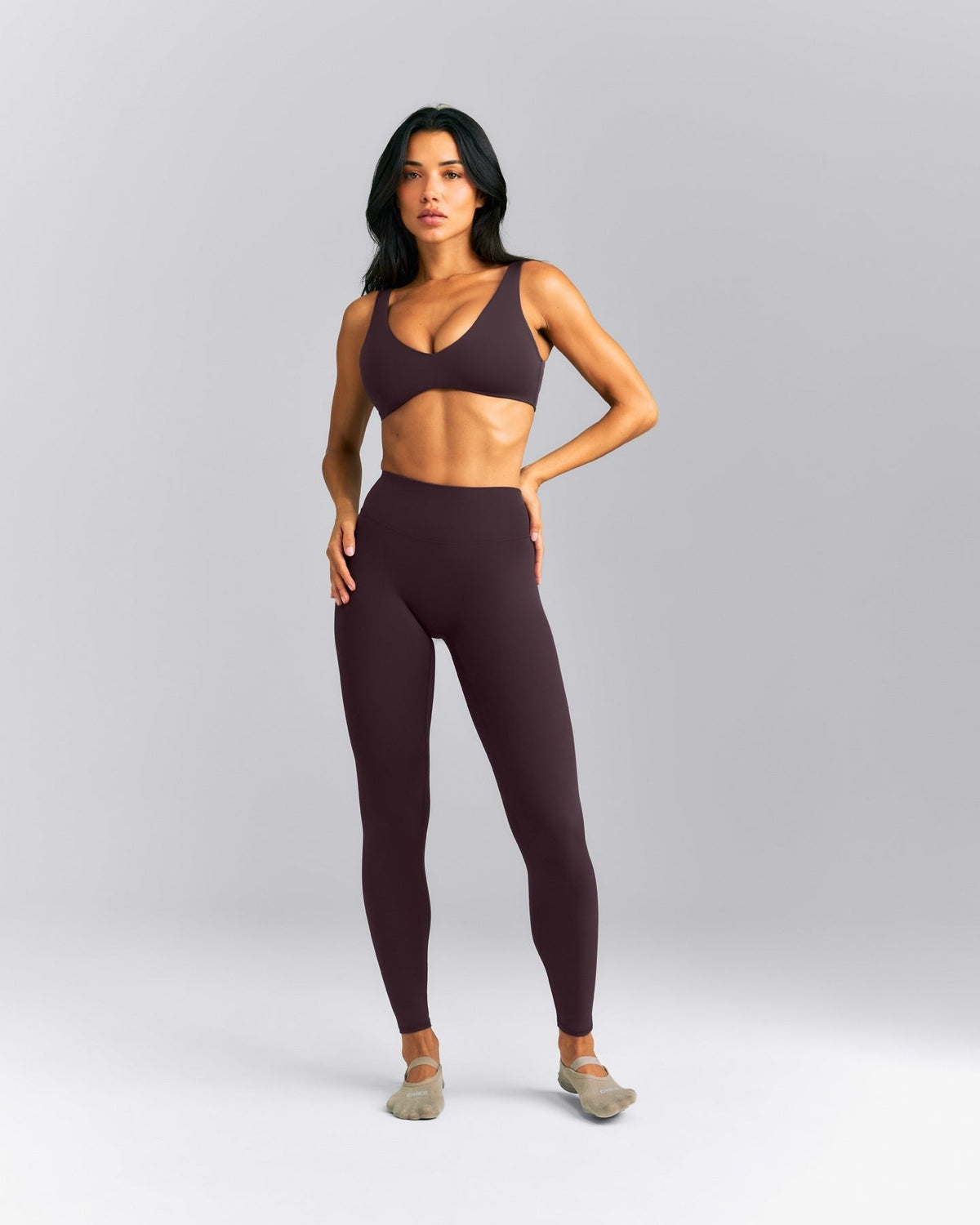 SoftMotionTM High Waisted Leggings | Dark Umber Brown