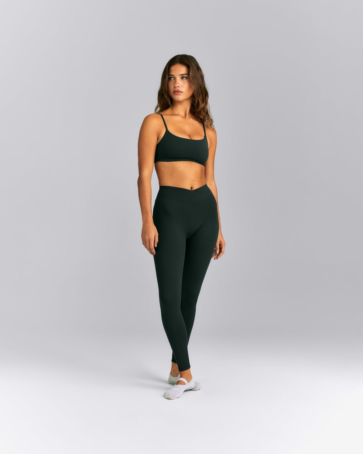 SoftMotionTM Strappy Sports Bra | Emerald Noir