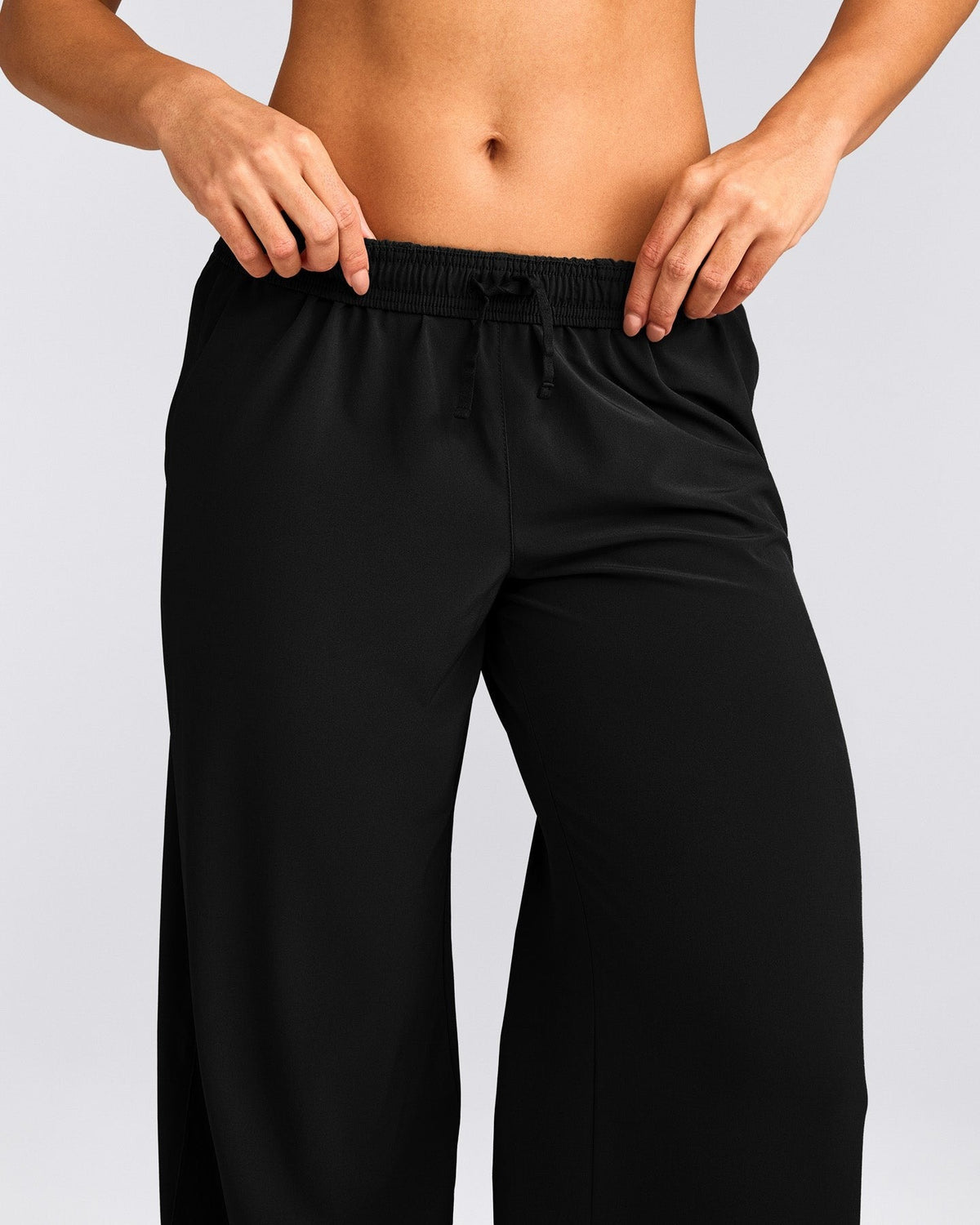 AirMoveTM Straight Leg Pants | Black