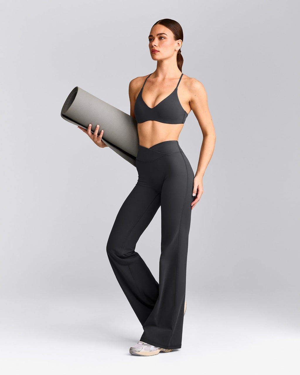EasyLiftTM Ultra Minimal Bralette | Coal