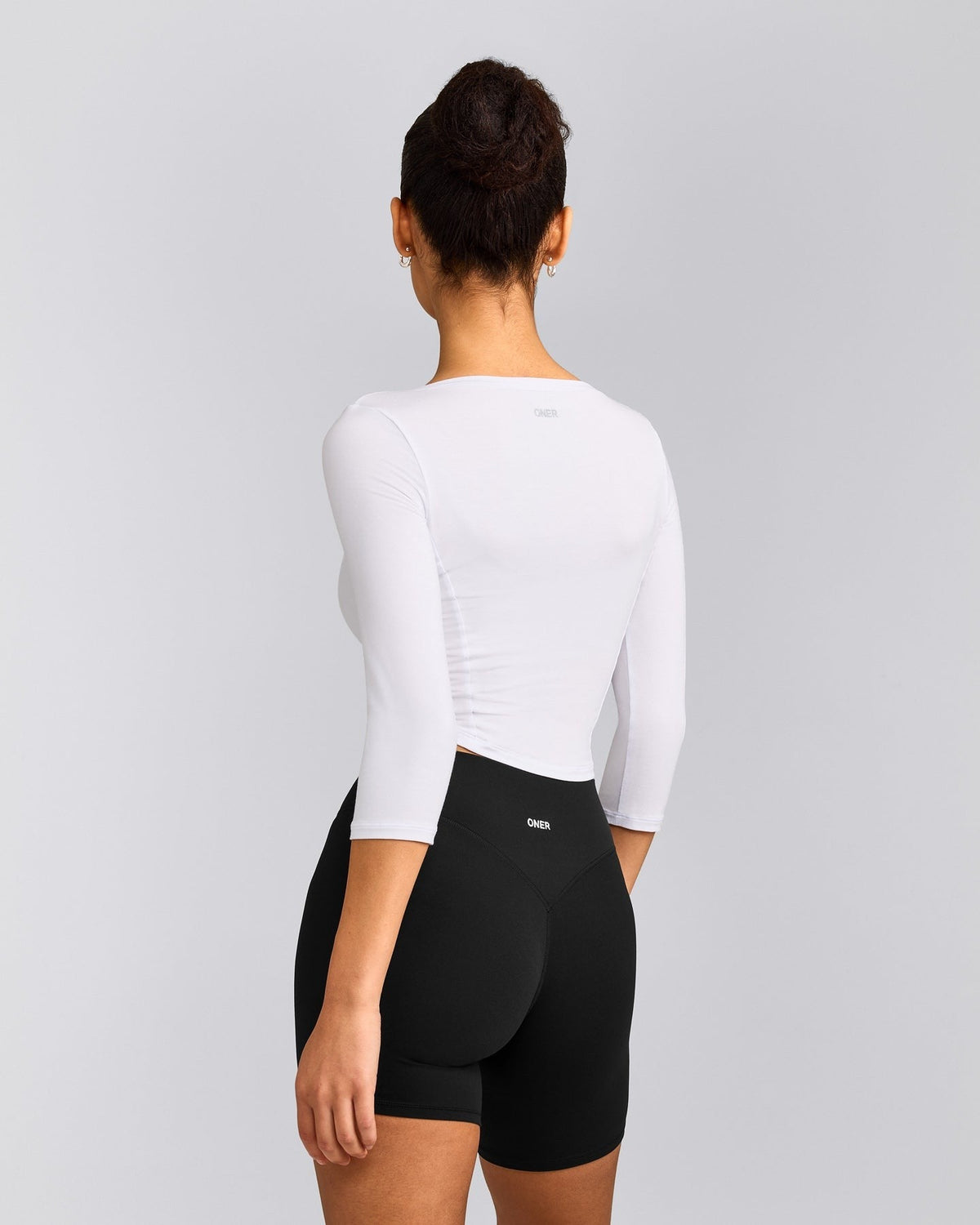 MellowTM Motion Wide V Neck 3/4 Length Sleeve Mid Top | White