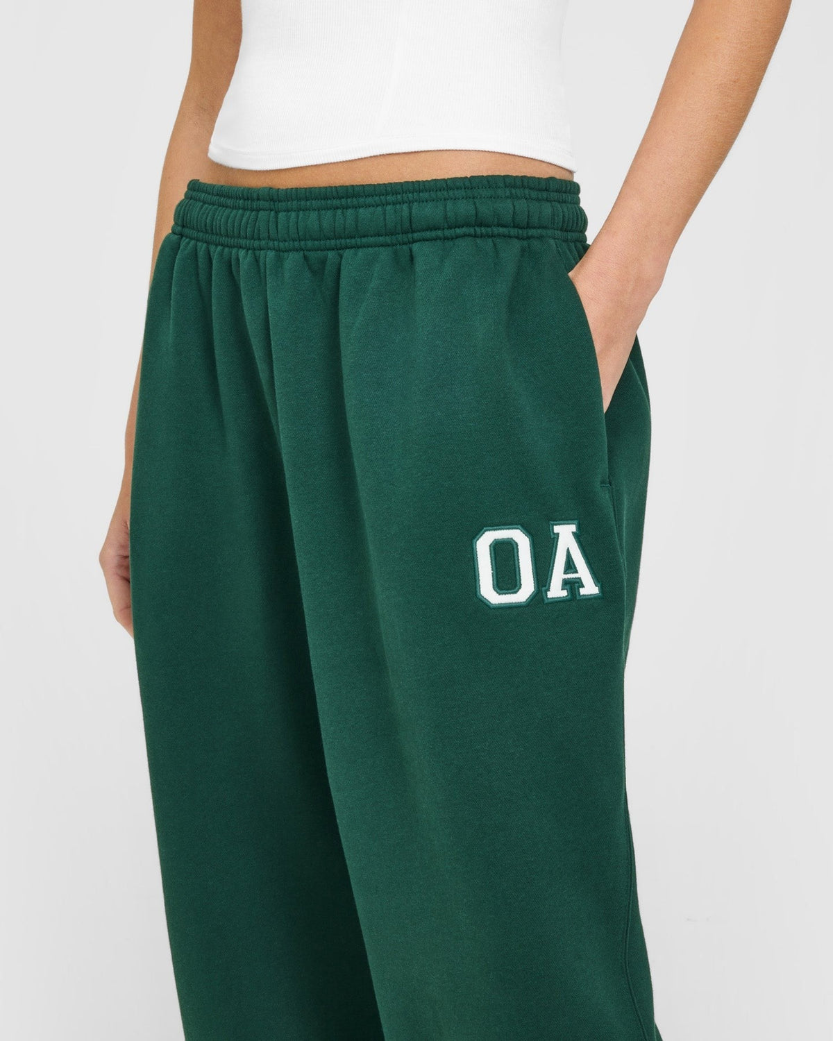 Foundations Oversized Oner Girlfriend Sweatpants | Racing Green