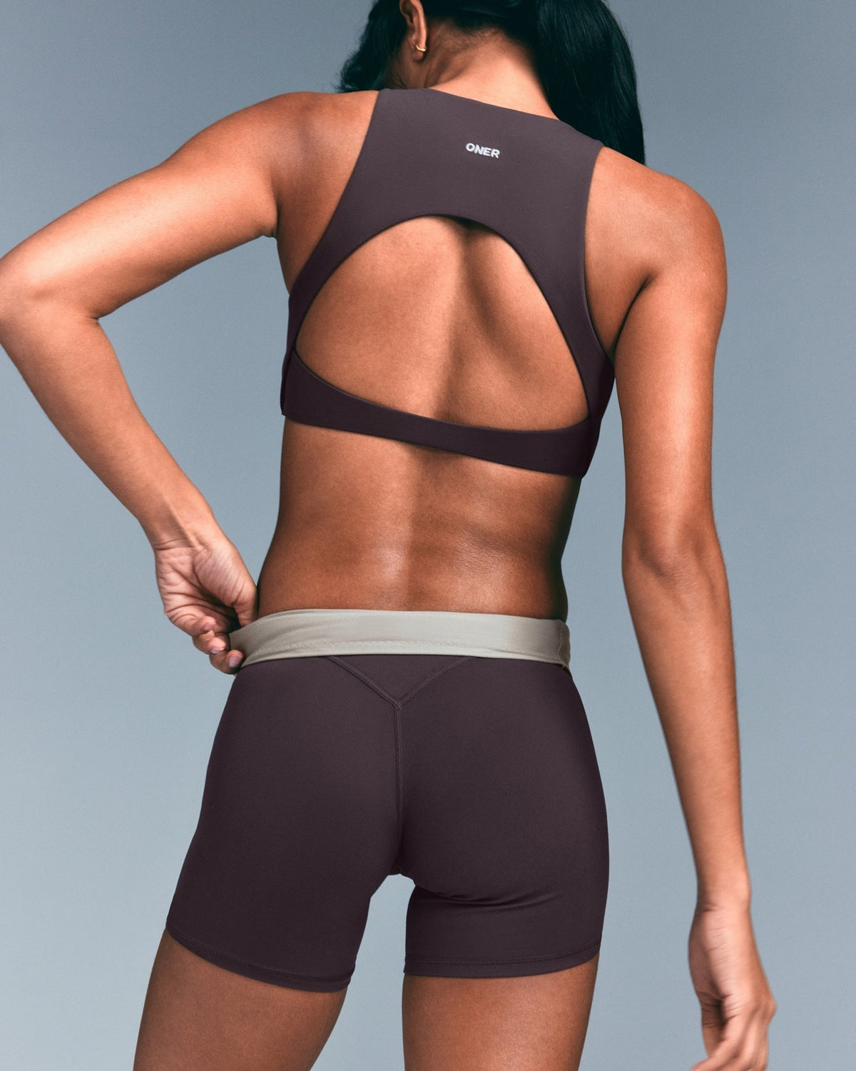 SoftMotionTM High Waisted Shorts 6" | Dark Umber Brown
