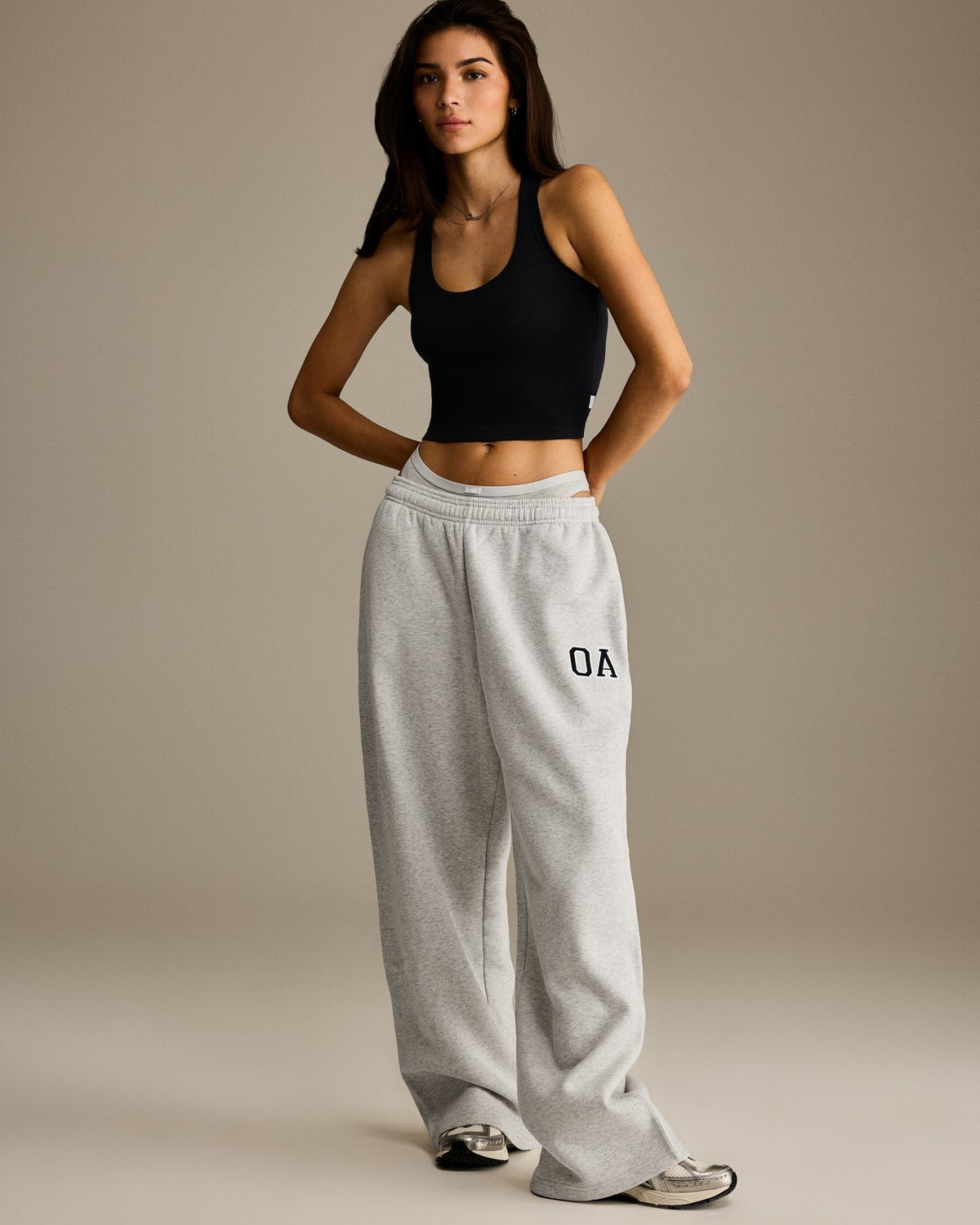 Foundations Oversized Oner Girlfriend Straight Leg Sweatpants | Light Gray Marl