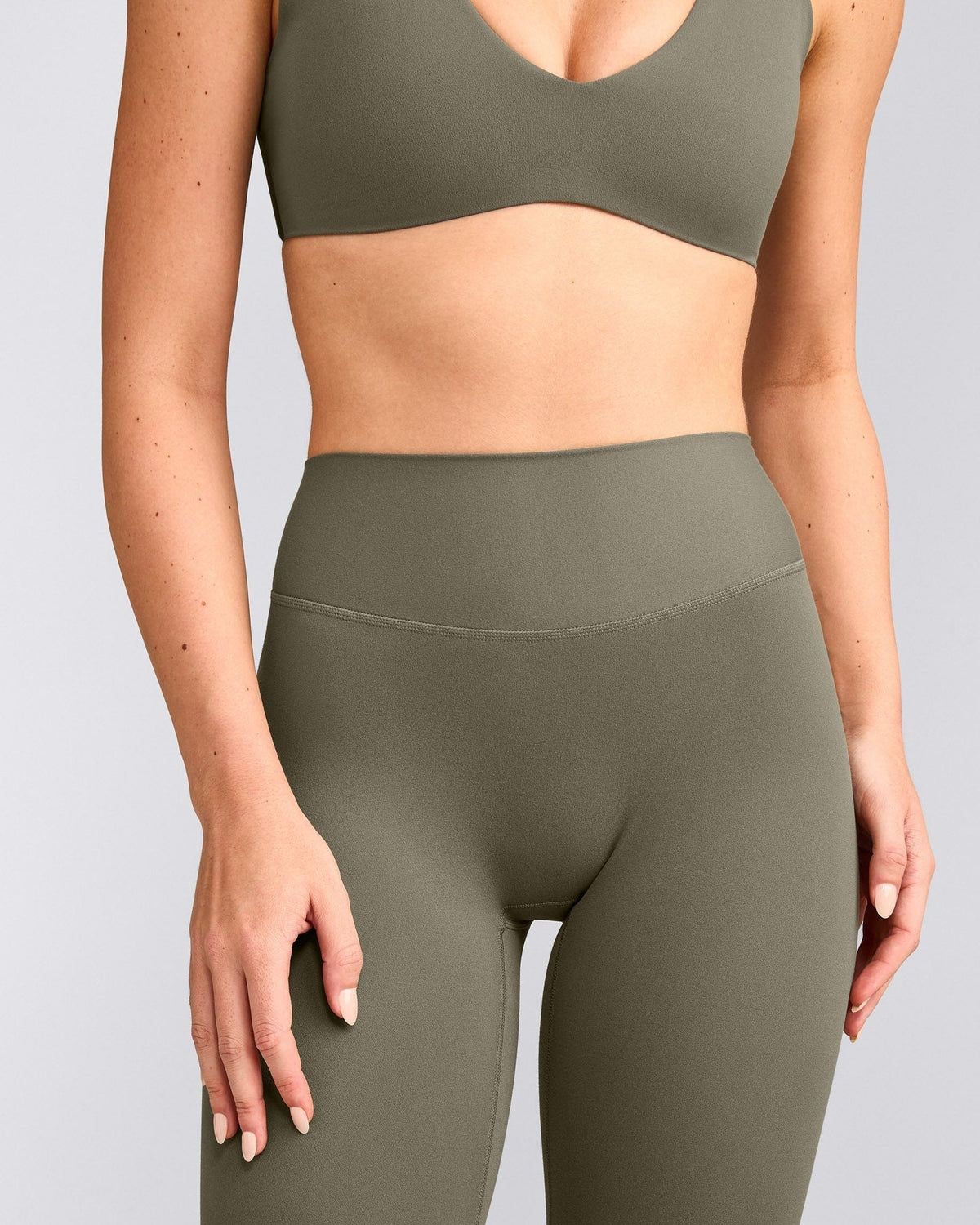 SoftMotionTM High Waisted Leggings | Alpine Green