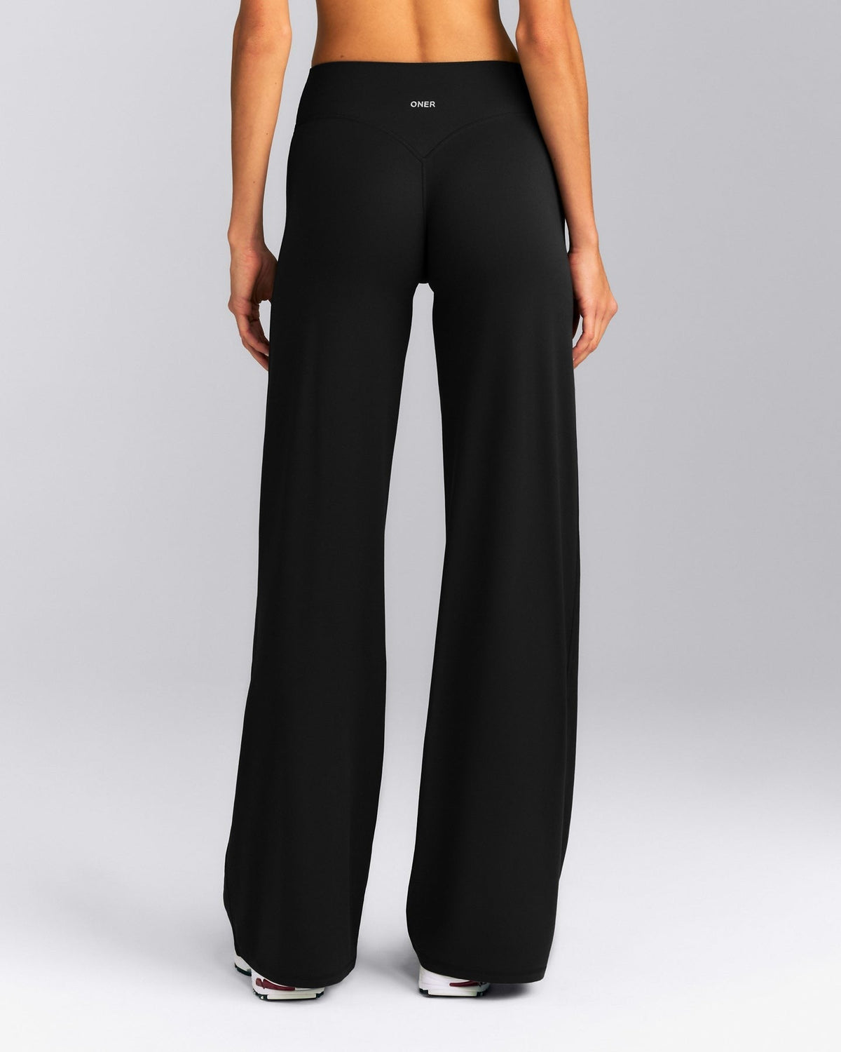 SoftMotionTM Straight Leg Pants | Black
