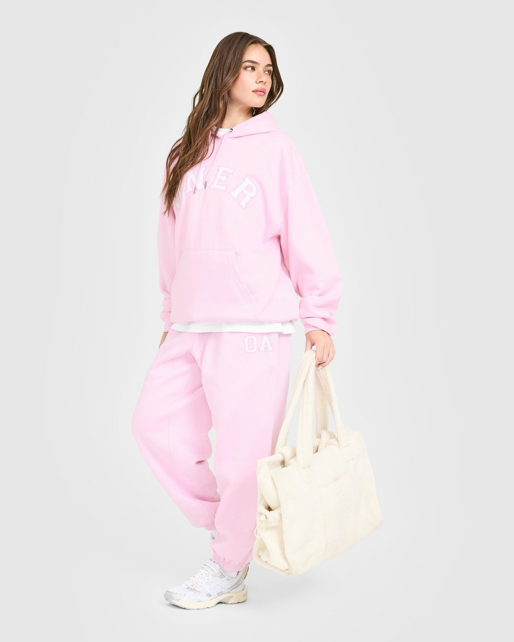 Foundations Oversized Oner Girlfriend Sweatpants | Chalk Pink