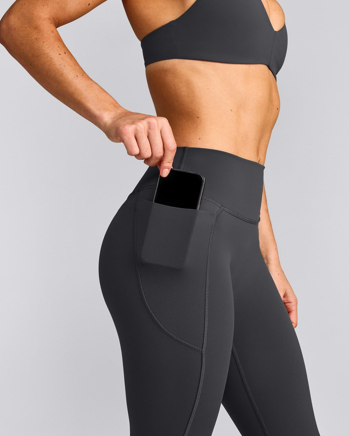 UnifiedMoveTM Pocket Leggings with Bonding | Coal