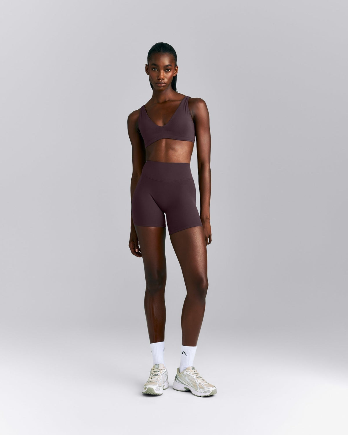 SoftMotionTM High Waisted Shorts 6" | Dark Umber Brown