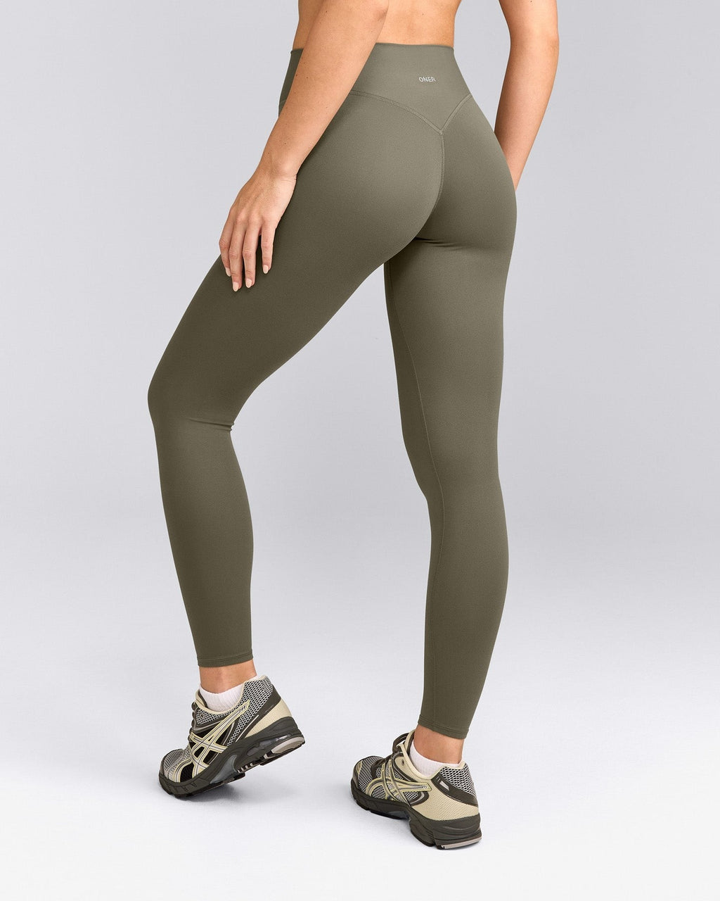 SoftMotionTM High Waisted Leggings | Alpine Green